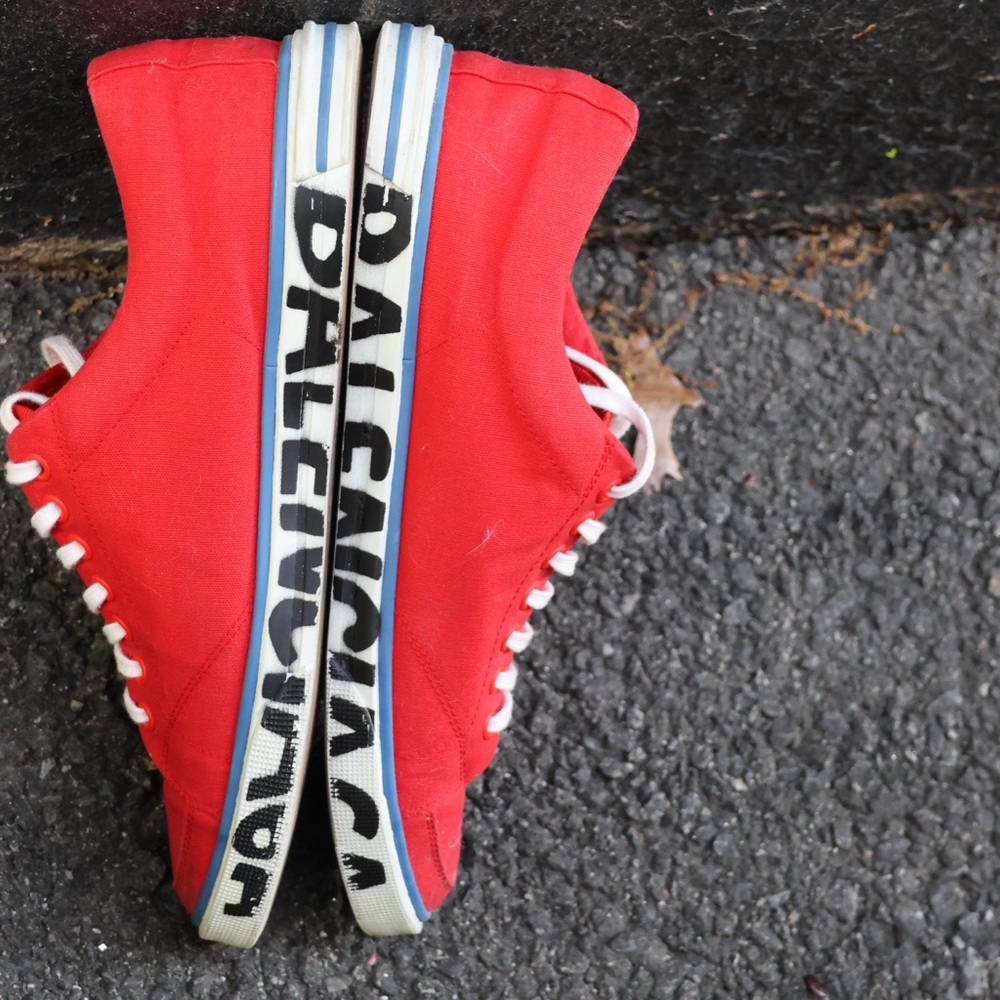 Balenciaga Men's Red Sneakers - Picture 3 of 6